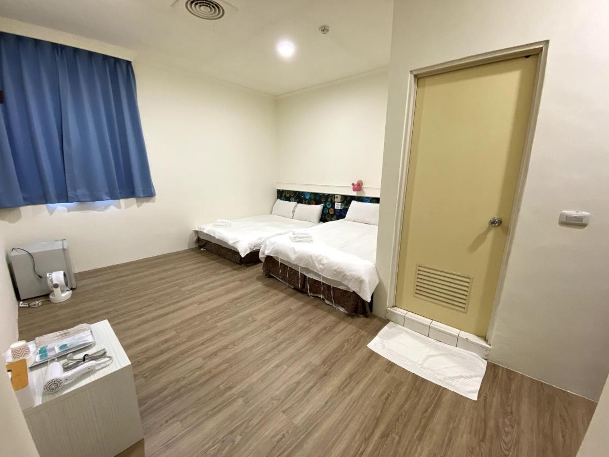 Super White Hotel Taitung ภายนอก รูปภาพ